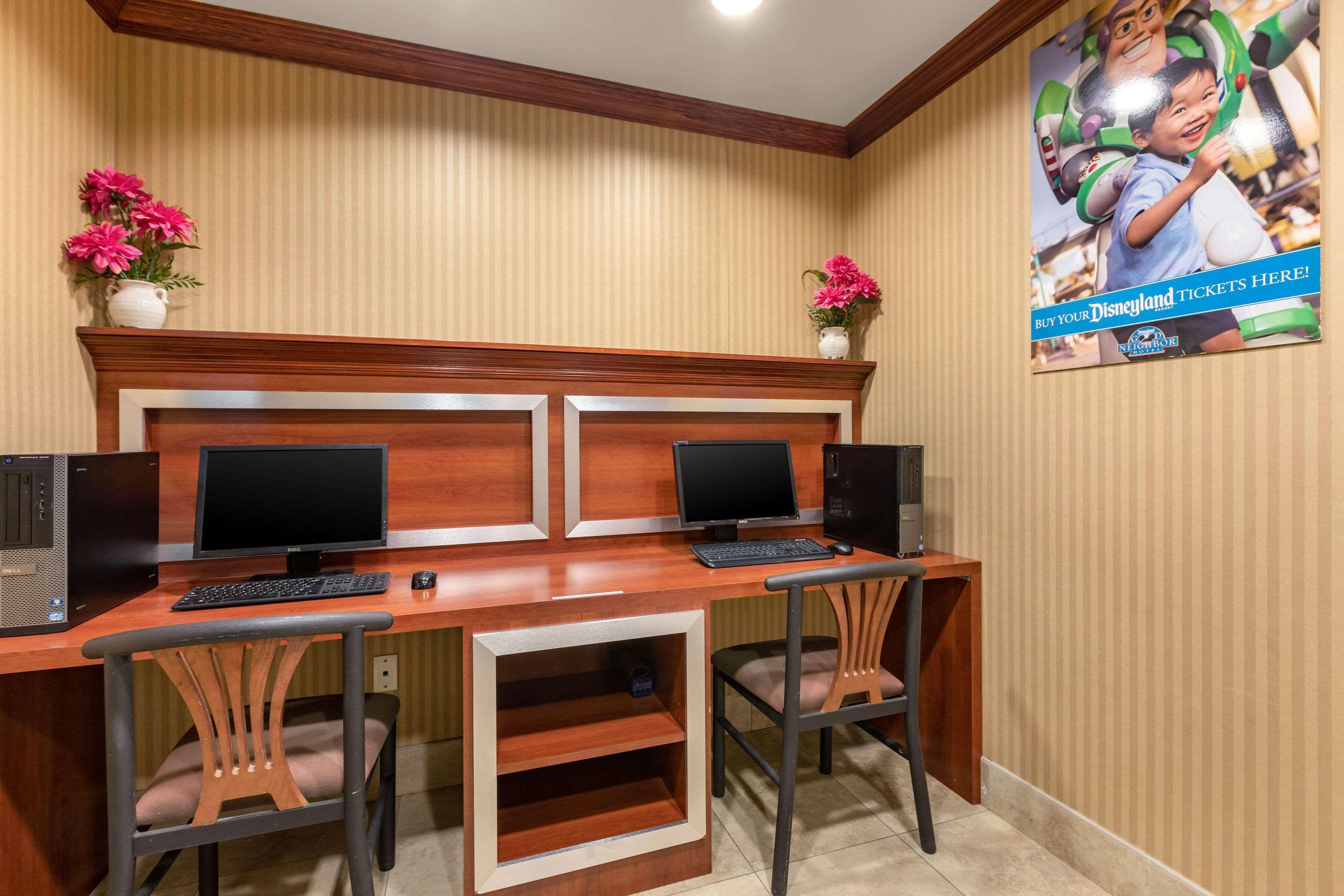 Comfort Inn Anaheim Resort Extérieur photo