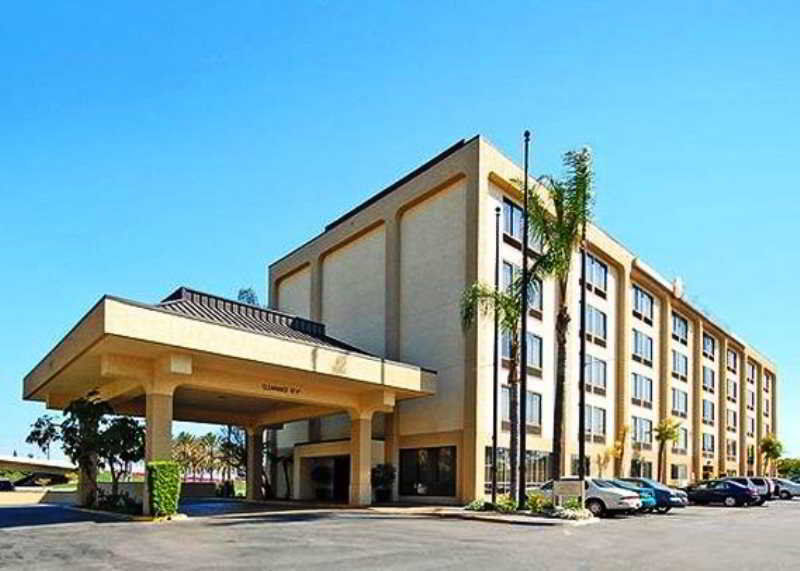 Comfort Inn Anaheim Resort Extérieur photo