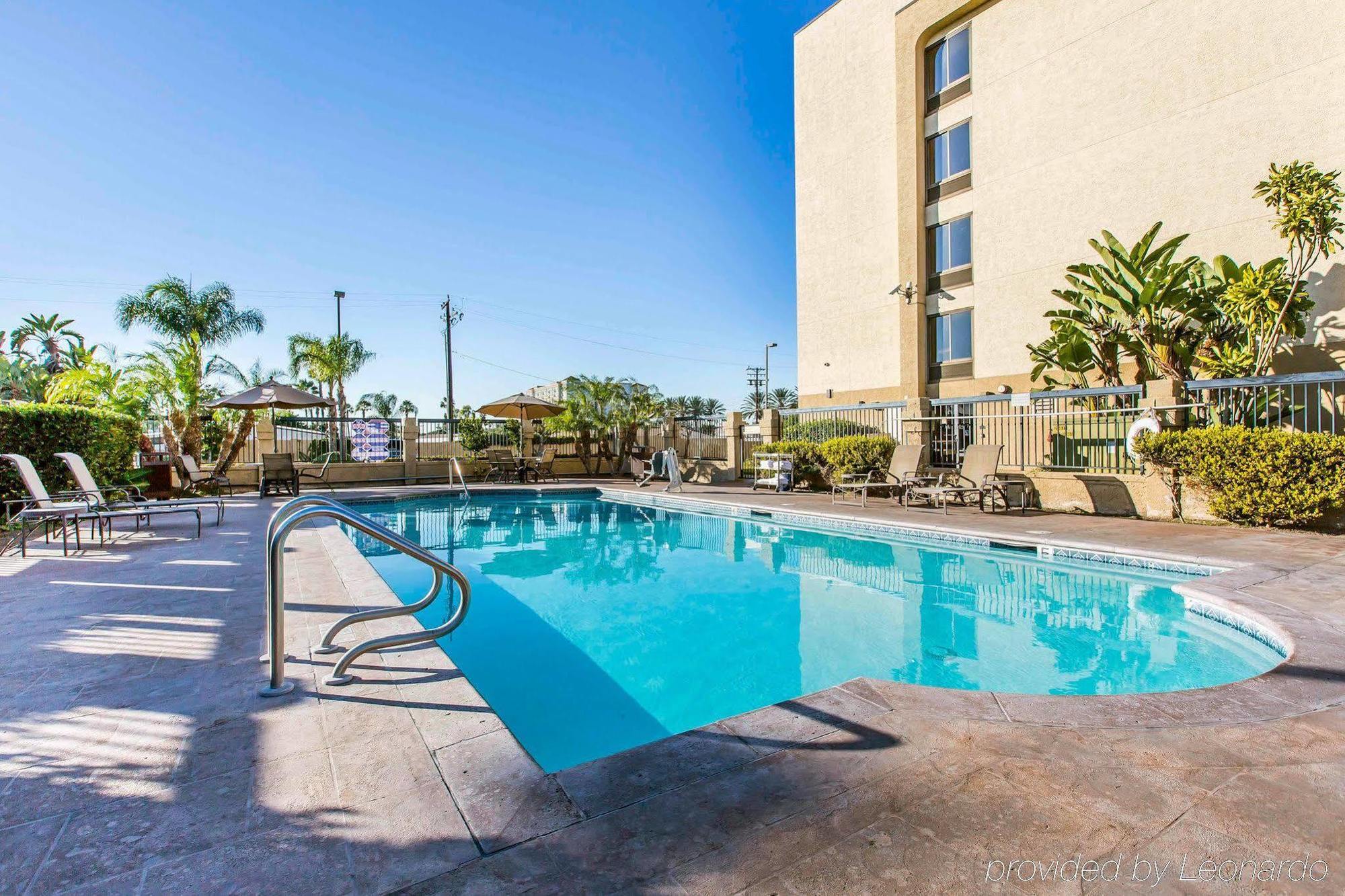 Comfort Inn Anaheim Resort Extérieur photo